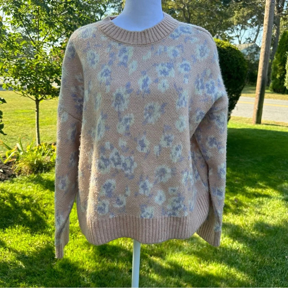 Mango Knit Cropped Floral Sweater Small - Picture 2 of 9